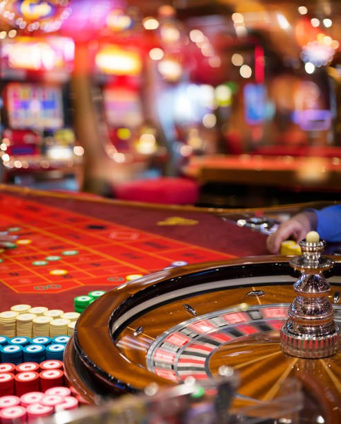 Demo mode interface showing slot game library on sudut toto