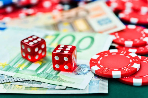 Multi-game dashboard showing slot, live casino, and sports tabs